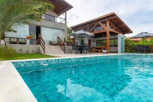 Swimmingpoolen hos eller tæt på Casa de campo em Gravatá, agradável e aconchegante