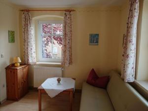 Posezení v ubytování Alte Kaeserei Comfortable holiday residence + 17 fotografií