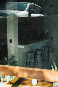 Μια τηλεόραση ή/και κέντρο ψυχαγωγίας στο CASA TUTU 10 minutes from Casa Wabi
