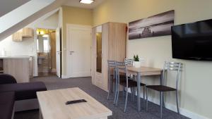 Kuchyňa alebo kuchynka v ubytovaní Aparthotel EuforiaPort