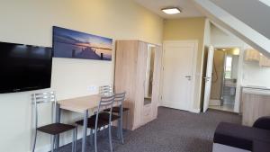 Kuchyňa alebo kuchynka v ubytovaní Aparthotel EuforiaPort