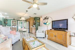 Gallery image of 4 Mi to Beaches Vibrant Stuart Villa with Patio! in Stuart