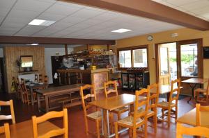 Restaurace v ubytování Le Lac Des Moines