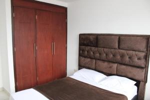Hotel San Cayetano客房内的一张或多张床位