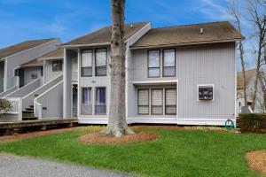 Το κτήριο όπου στεγάζεται  η παραθεριστική κατοικία