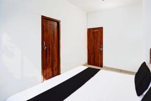Fotografie z fotogalerie ubytování Spot on Highway Haveli v destinaci Roorkee
