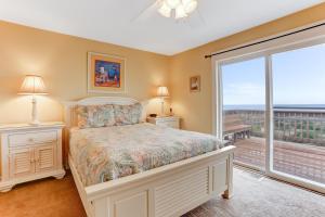 Letto o letti in una camera di Endless Ocean View Duplex