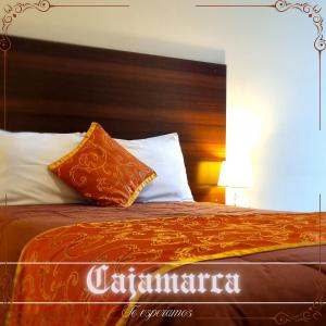 Ένα ή περισσότερα κρεβάτια σε δωμάτιο στο Hotel Los Nogales