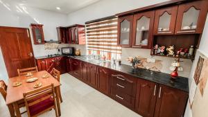 Η κουζίνα ή μικρή κουζίνα στο Cloud 16 Homestay