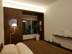 Gallery image of Black City Cafe in Dali