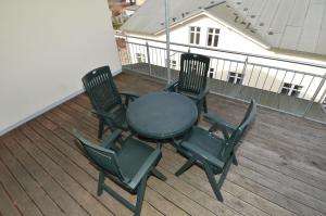 Ein Balkon oder eine Terrasse in der Unterkunft Villa Seerose - Appartement 11
