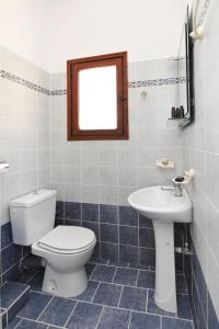 Imagen de la galería de Maridim studios, en Ermoupoli 40 fotos más