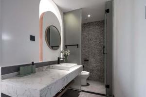 Xishuangbanna Verdant House Resort Hotel 욕실