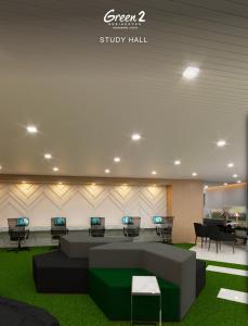 eine Lobby mit einem Wartezimmer mit Sofa und Stühlen in der Unterkunft Morena Suite,Staycation,WiFi,Netflix,Near DLSU & Malls in Dasmariñas