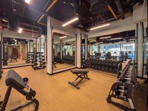 Fitness centrum a/nebo fitness zařízení v ubytování Frank Porter - Peninsula Five