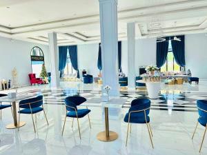 Restaurace v ubytování Marble Arch De Loei Hotel