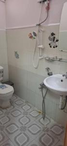 Vannituba majutusasutuses Kim Tuyến Hostel - Only accept Vietnamese customers