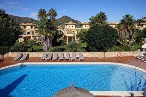 Basen w obiekcie La Manga Club Resort - Las Palmeras 483 lub w pobliżu