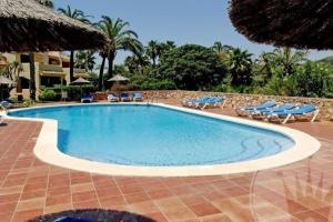 Basen w obiekcie La Manga Club Resort - Las Palmeras 483 lub w pobliżu