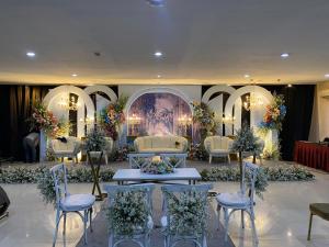 Restoran või mõni muu söögikoht majutusasutuses UTC Hotel Semarang
