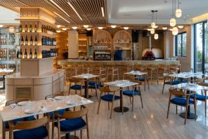 Seanergy Boutique & Spa Hotel餐厅或其他用餐的地方