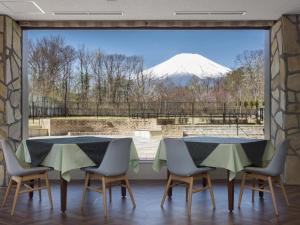 Nespecifikovaný výhled na hory nebo výhled na hory při pohledu z ryokanu + 27 fotografií