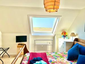 LionelにあるMuirneag @ The Deccaのベッドルーム(大きな窓、ベッド付)