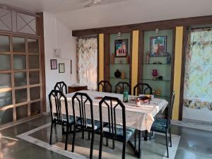 Posezení v ubytování Shravansarri Homestay