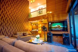 Χώρος καθιστικού στο Khongdonat Premium Pool Villa