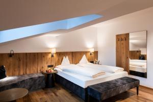 Postel nebo postele na pokoji v ubytování Hotel Seehof