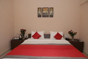 Nazri Hotel - Near Arambol Beach客房内的一张或多张床位