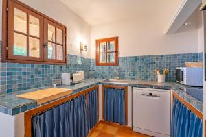 Cucina o angolo cottura di Ajoucadou - Vue sur le Cap Lardier