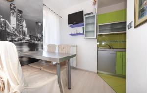 Kuchyň nebo kuchyňský kout v ubytování Apartment Augusta Senoe Iv