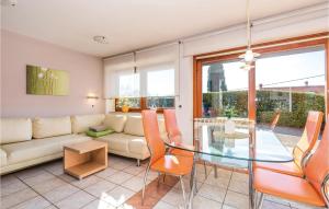 Posedenie v ubytovaní 1 Bedroom Gorgeous Apartment In Rijeka