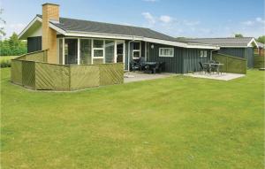 Budova, kde se prázdninový dům nachází