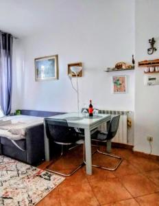 Afbeelding uit fotogalerij van Camera privata nell'appartamento in zona residenziale con 2 piscine in Rapallo +22 foto's