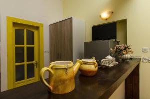 Kuchyň nebo kuchyňský kout v ubytování Studio Apartment in Ražanj with Sea View, Terrace, Air Conditioning, Wi-Fi (4597-3)