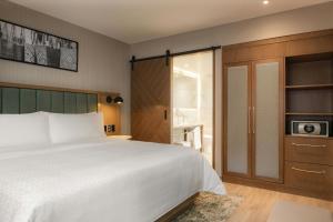 Letto o letti in una camera di Four Points by Sheraton Tequendama, Bogota