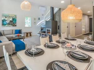 Et opholdsområde på Holiday Home Tonttutahko 20 b by Interhome