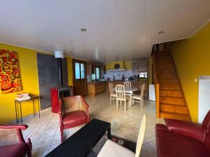 Χώρος καθιστικού στο Loft entre vignes et lac