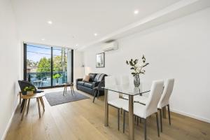Φωτογραφία από το άλμπουμ του Domi Rentals - The Even Apartment σε Carnegie +6 φωτογραφίες