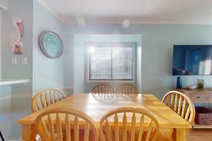 Gallery image of Island Beach & Racquet Club H 201- Pelican Crossing in Atlantic Beach