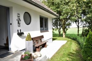 Ein Garten an der Unterkunft Haus Storjohann Dagebüll
