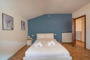 Postel nebo postele na pokoji v ubytování Italianflat - University rooms + 37 fotografií