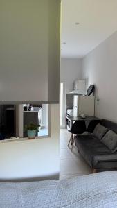 Posezení v ubytování Ariadni Apartment Cozy Escape
