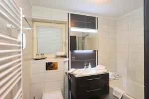 Ένα μπάνιο στο Feskerdamm 28 +16 φωτογραφίες