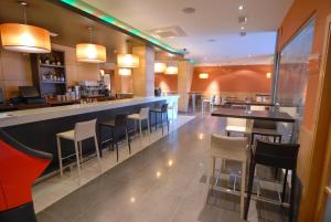 Restauracja lub miejsce do jedzenia w obiekcie Hotel Macami