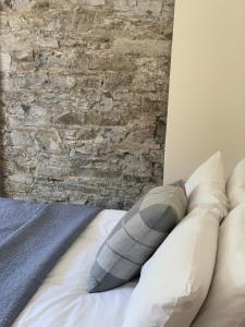Postel nebo postele na pokoji v ubytování Ardnagashel Est No 4 + 13 fotografií