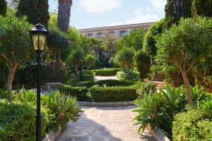 Jardín al aire libre en Corinthia Palace Malta