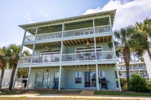 Budova, kde se prázdninový dům nachází